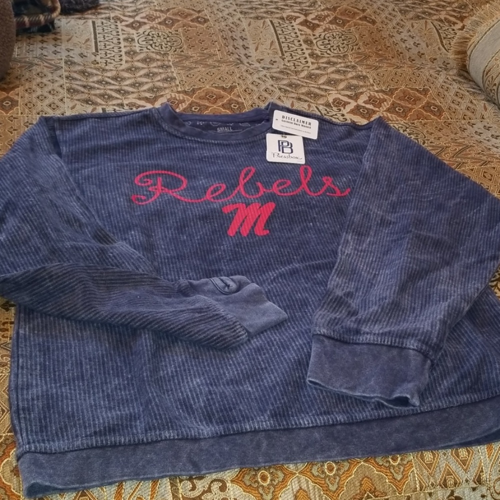 Brand new Rebels Pressbox pullover